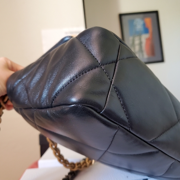 Chanel 19 flap black mixed hard ware small bag - Picture 3 of 13